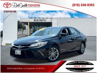 Used 2015 Toyota Camry SE image 1