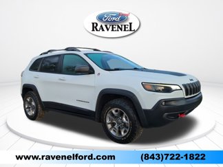 Used 2019 Jeep Cherokee Trailhawk image 1