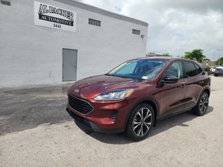 Used 2021 Ford Escape SE w/ SE Sport Appearance Package image 1
