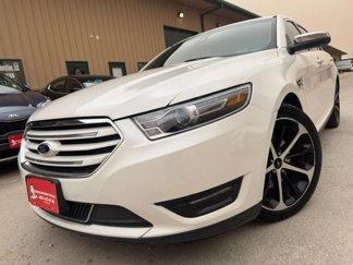 Used 2015 Ford Taurus Limited w/ Equipment Group 301A image 1