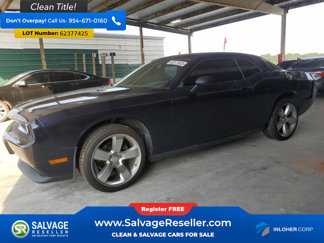 Used 2011 Dodge Challenger image 1