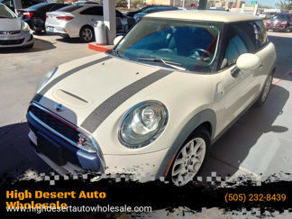 Used 2015 MINI Cooper S image 1
