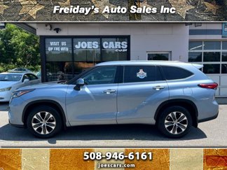 Used 2020 Toyota Highlander XLE image 1