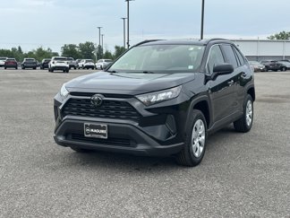 Used 2020 Toyota RAV4 LE image 1