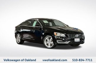 Used 2014 Volvo S60 T5 image 1