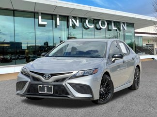 Used 2021 Toyota Camry SE w/ Carpet Mat Package (TMS) image 1