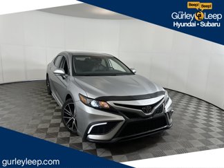 Used 2023 Toyota Camry SE image 1