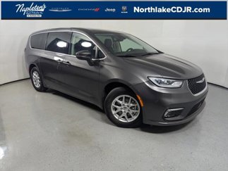 Certified 2023 Chrysler Pacifica Touring-L image 1