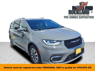 Used 2021 Chrysler Pacifica Touring-L image 1