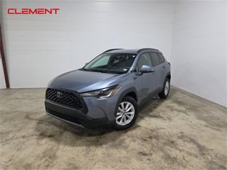 Used 2022 Toyota Corolla Cross LE image 1