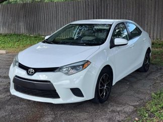 Used 2014 Toyota Corolla LE image 1
