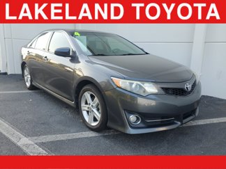 Used 2014 Toyota Camry SE image 1