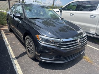 Used 2019 Volkswagen Jetta SEL w/ Cold Weather Package image 1