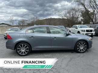 Used 2018 Volvo S60 T5 Inscription Platinum image 1