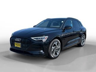 Used 2022 Audi e-tron Premium w/ Convenience Plus Package image 1