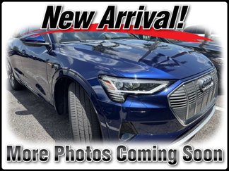 Used 2022 Audi e-tron Premium Plus image 1