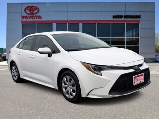 Used 2022 Toyota Corolla LE image 1