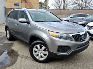 Used 2011 Kia Sorento LX image 1