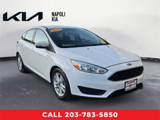 Used 2016 Ford Focus SE w/ SE Power Seat Package image 1
