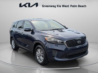 Used 2019 Kia Sorento LX image 1