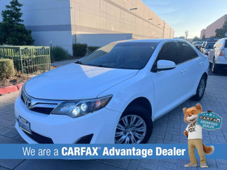 Used 2014 Toyota Camry LE image 1
