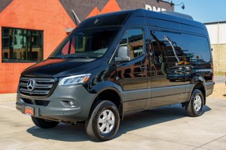 Used 2022 Mercedes-Benz Sprinter 2500 image 1