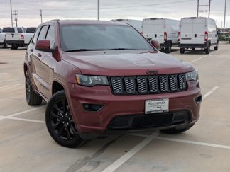 Used 2021 Jeep Grand Cherokee Laredo X image 1