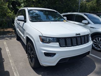 Used 2018 Jeep Grand Cherokee Altitude image 1