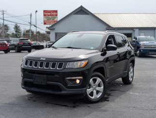 Used 2019 Jeep Compass Latitude w/ Popular Equipment Group image 1