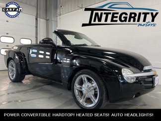 Used 2004 Chevrolet SSR w/ Preferred Equipment Group image 1