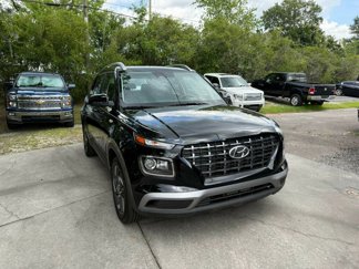 Used 2025 Hyundai Venue SEL image 1