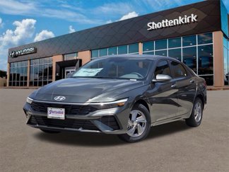 New 2025 Hyundai Elantra SE image 1