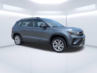 Used 2023 Volkswagen Taos S image 1