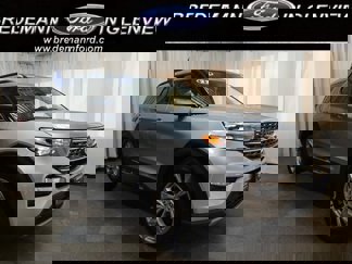 Certified 2022 Ford Explorer XLT w/ Equipment Group 202A image 1