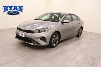 Used 2024 Kia Forte LXS image 1
