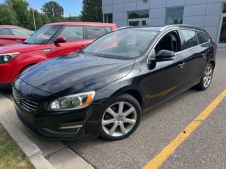 Used 2016 Volvo V60 T5 Premier image 1