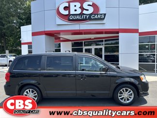 Used 2019 Dodge Grand Caravan SXT image 1