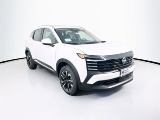 New 2025 Nissan Kicks SV image 1