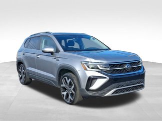 Used 2023 Volkswagen Taos SEL image 1