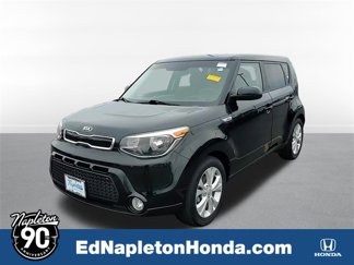 Used 2016 Kia Soul + image 1