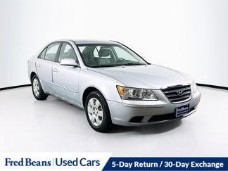 Used 2010 Hyundai Sonata GLS image 1