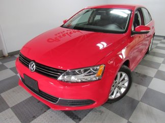 Used 2014 Volkswagen Jetta SE image 1