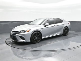 Used 2019 Toyota Camry SE image 1