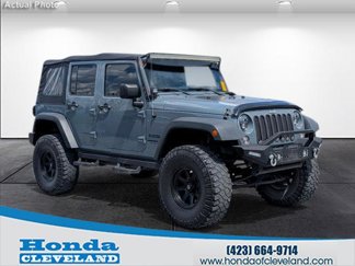Used 2015 Jeep Wrangler Unlimited Sport w/ Max Tow Package image 1