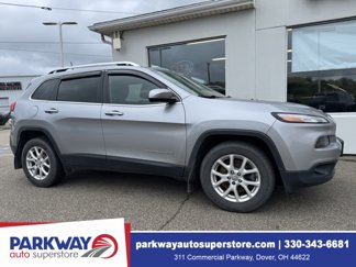 Used 2016 Jeep Cherokee Latitude w/ Comfort/Convenience Group image 1