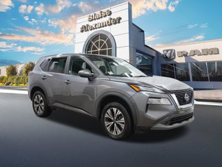Used 2023 Nissan Rogue SV image 1