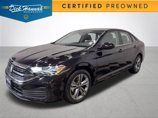 Used 2024 Volkswagen Jetta SE image 1