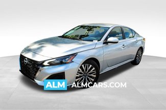 Used 2023 Nissan Altima 2.5 SV image 1