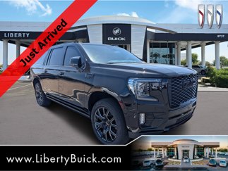 Used 2023 GMC Yukon XL Denali w/ Denali Reserve Package image 1