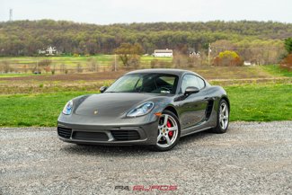 Used 2018 Porsche 718 Cayman image 1
